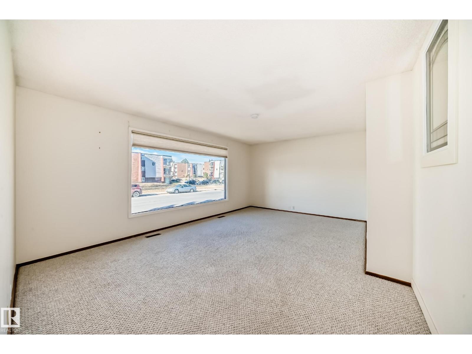 3827 105 St Nw, Edmonton, Alberta  T5K 0Z5 - Photo 13 - E4462473