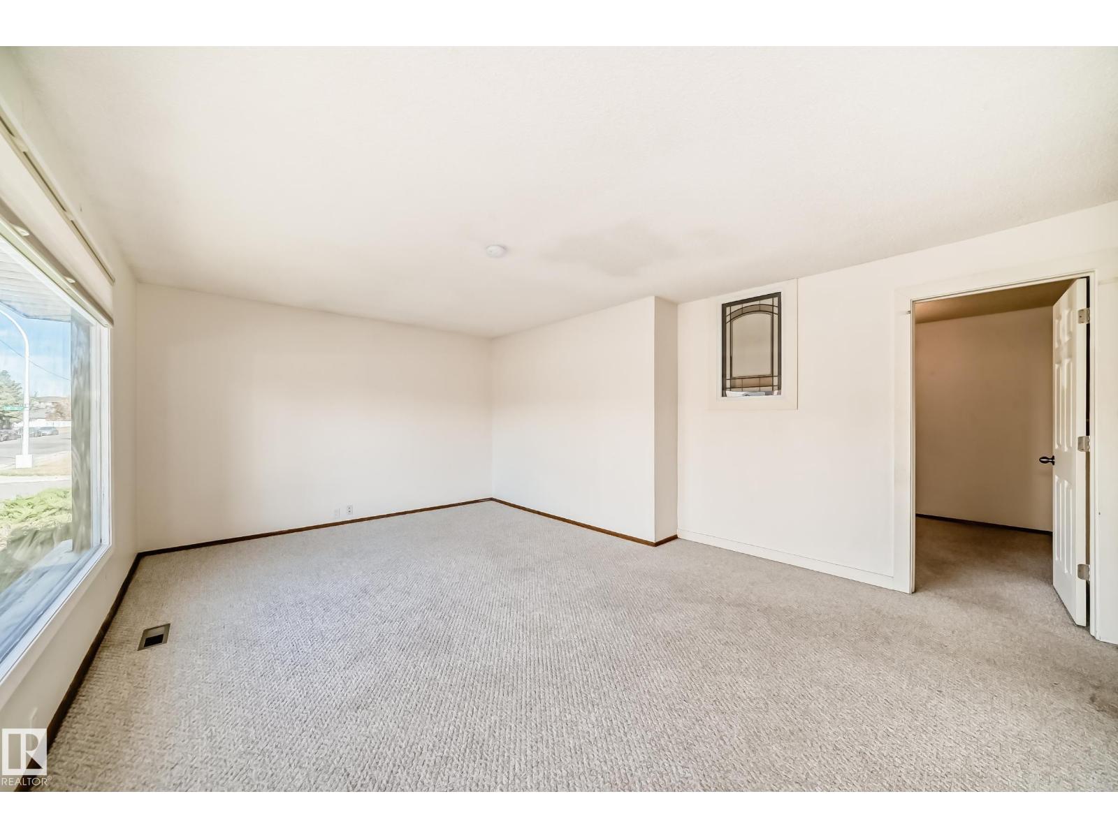 3827 105 St Nw, Edmonton, Alberta  T5K 0Z5 - Photo 14 - E4462473