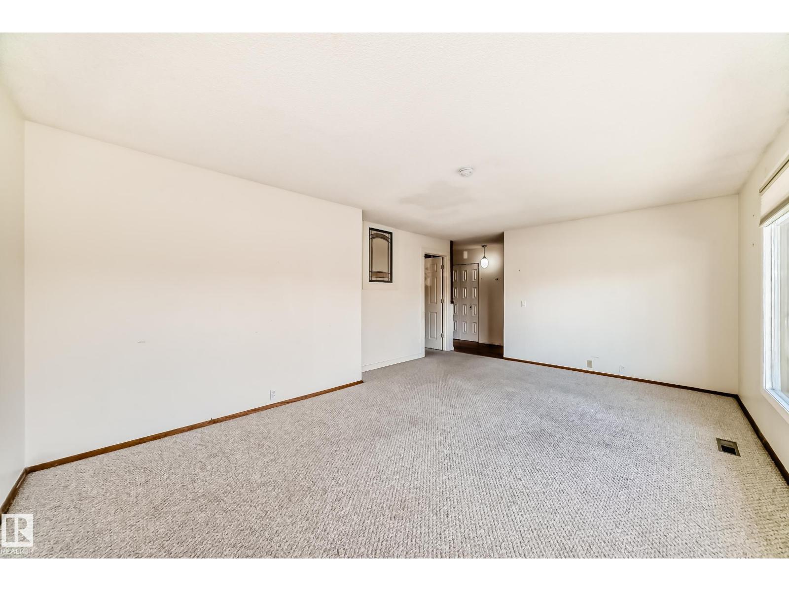 3827 105 St Nw, Edmonton, Alberta  T5K 0Z5 - Photo 15 - E4462473