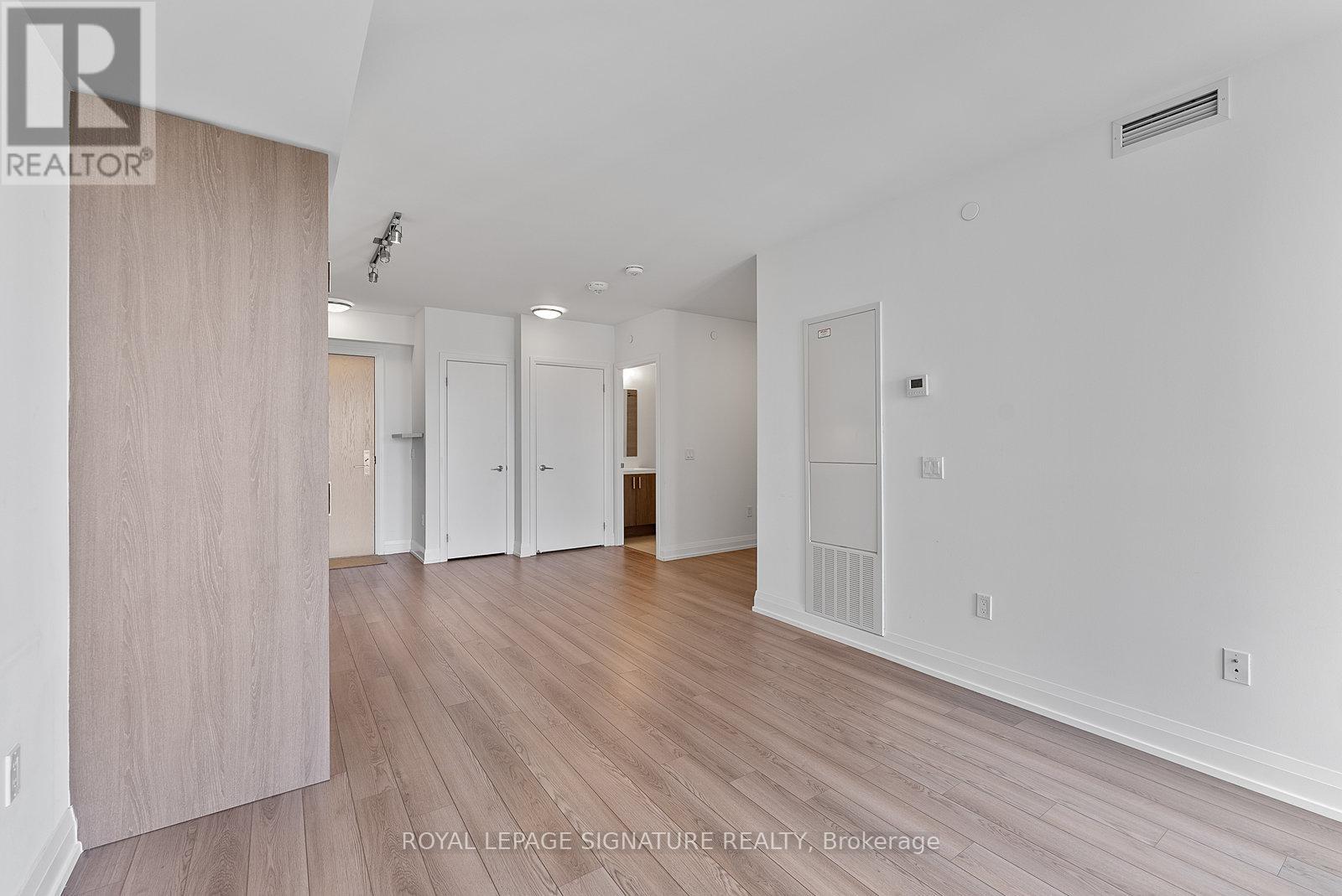 2501 - 77 Mutual Street, Toronto, Ontario  M5B 2A9 - Photo 19 - C12461350