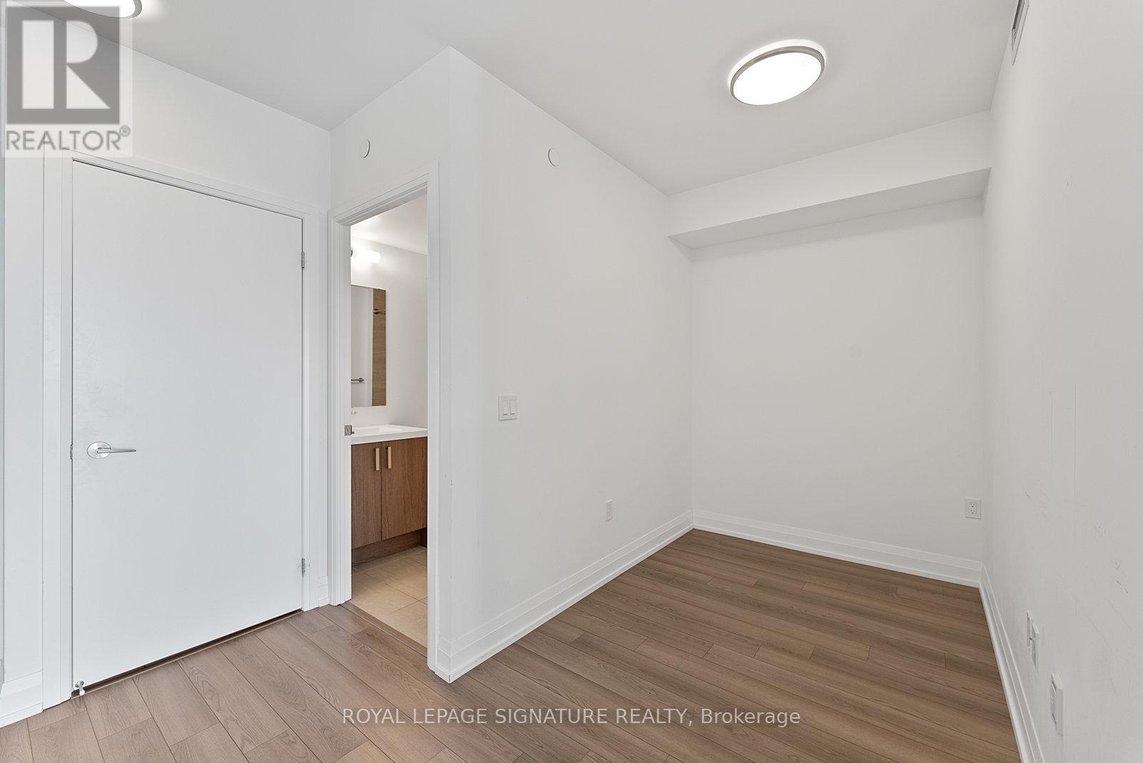 2501 - 77 Mutual Street, Toronto, Ontario  M5B 2A9 - Photo 17 - C12461350