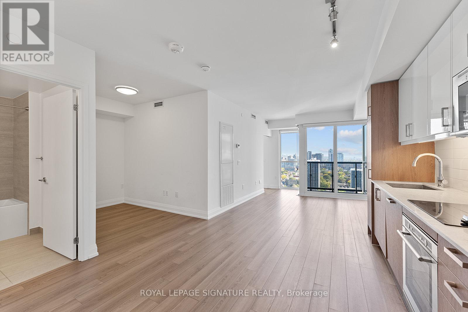 2501 - 77 Mutual Street, Toronto, Ontario  M5B 2A9 - Photo 9 - C12461350