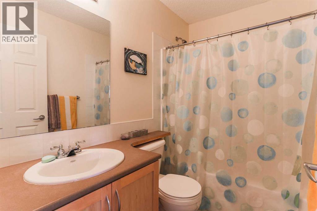 143 Cedarwood Lane Sw, Calgary, Alberta  T2W 6J3 - Photo 11 - A2245791