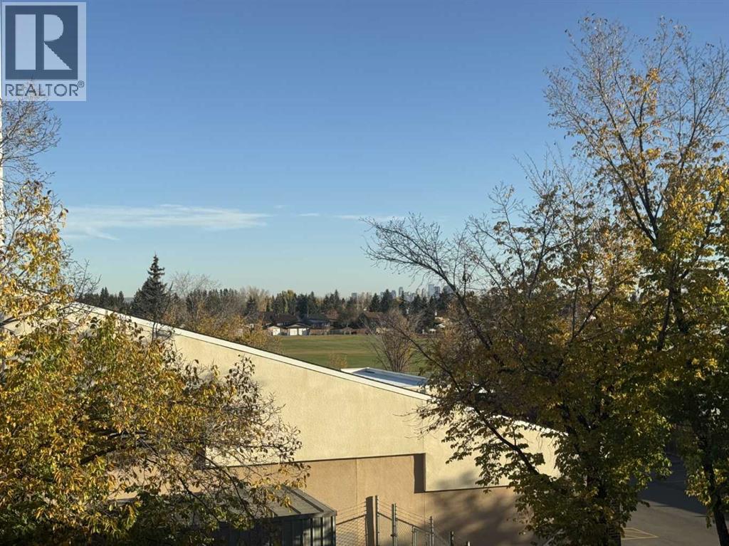 143 Cedarwood Lane Sw, Calgary, Alberta  T2W 6J3 - Photo 2 - A2245791