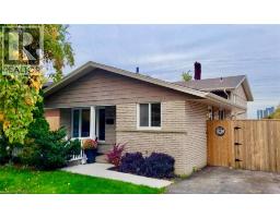 34 DUNSMERE Court, Kitchener, Ontario