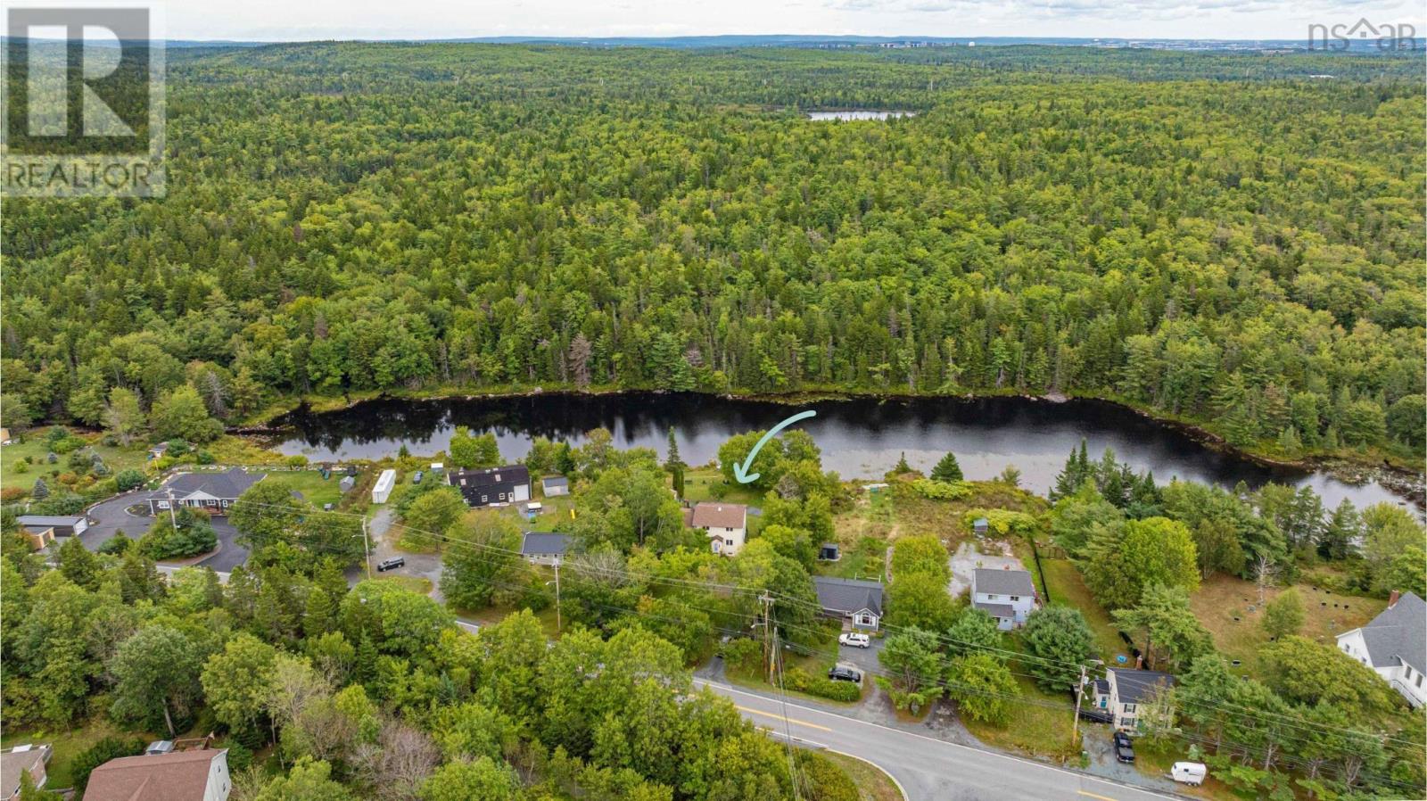 2571 St. Margaret's Bay Road, Timberlea, Nova Scotia  B3T 1H2 - Photo 2 - 202522901