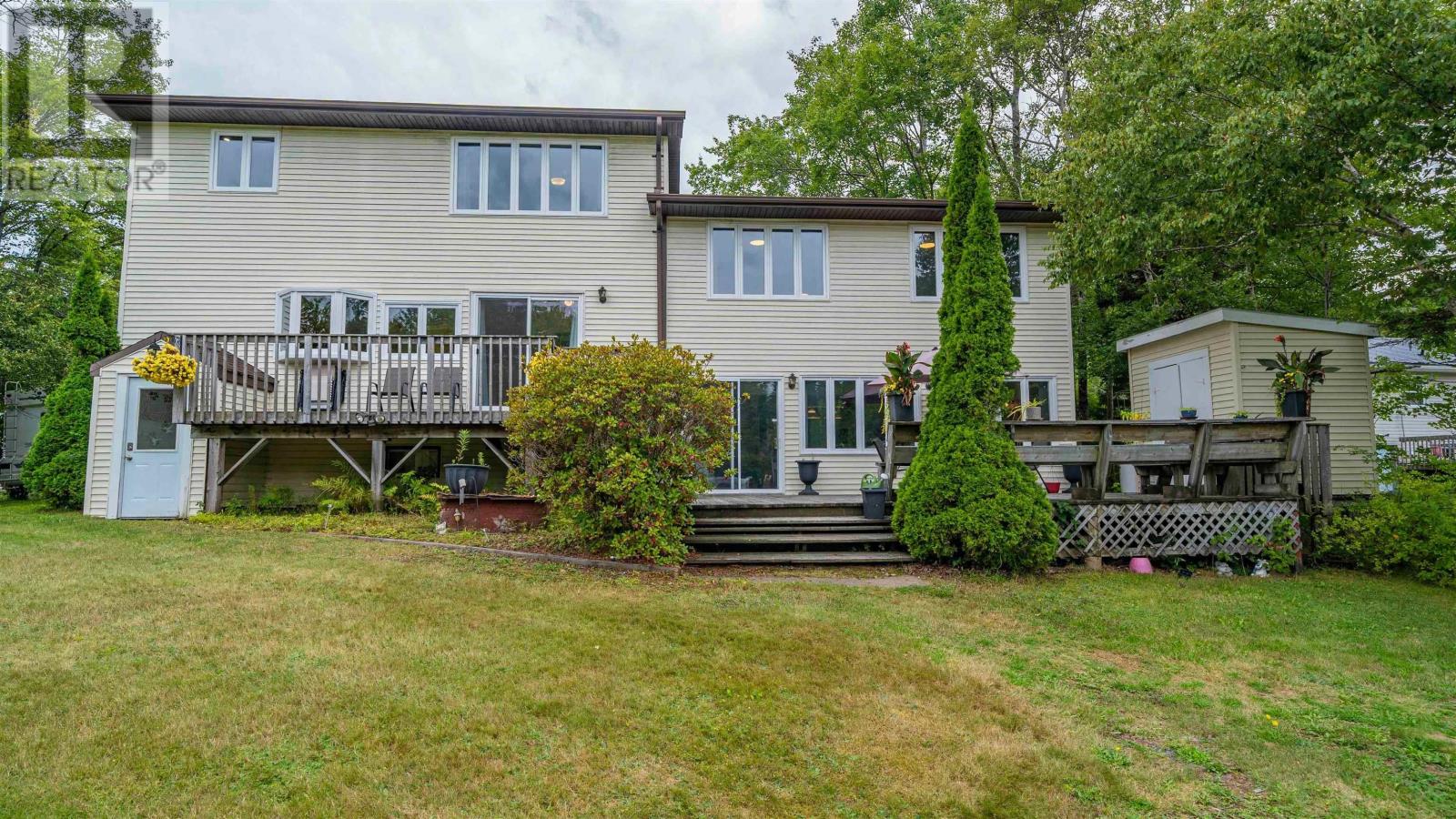 2571 St. Margaret's Bay Road, Timberlea, Nova Scotia  B3T 1H2 - Photo 38 - 202522901