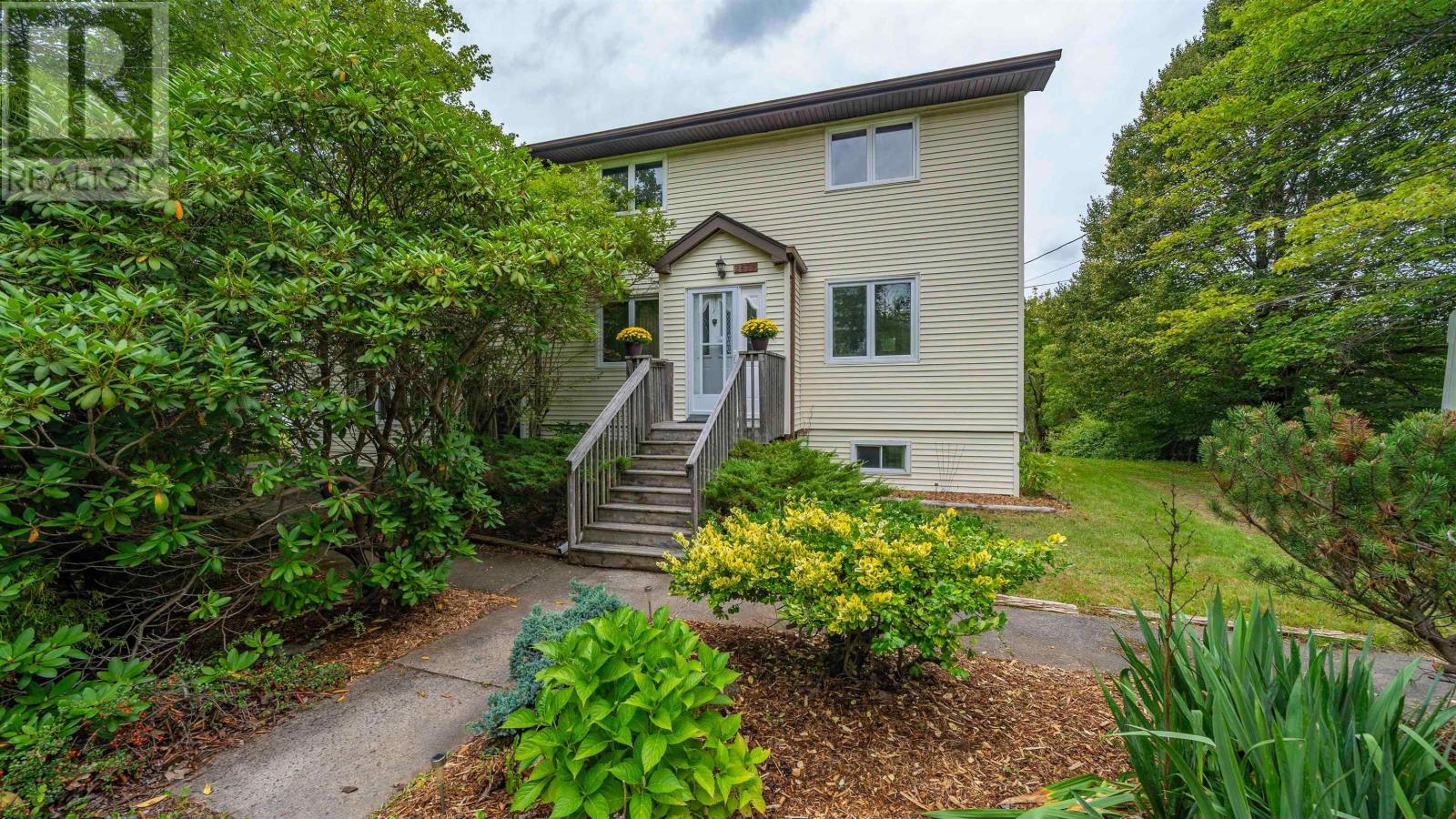 2571 St. Margaret's Bay Road, Timberlea, Nova Scotia  B3T 1H2 - Photo 46 - 202522901