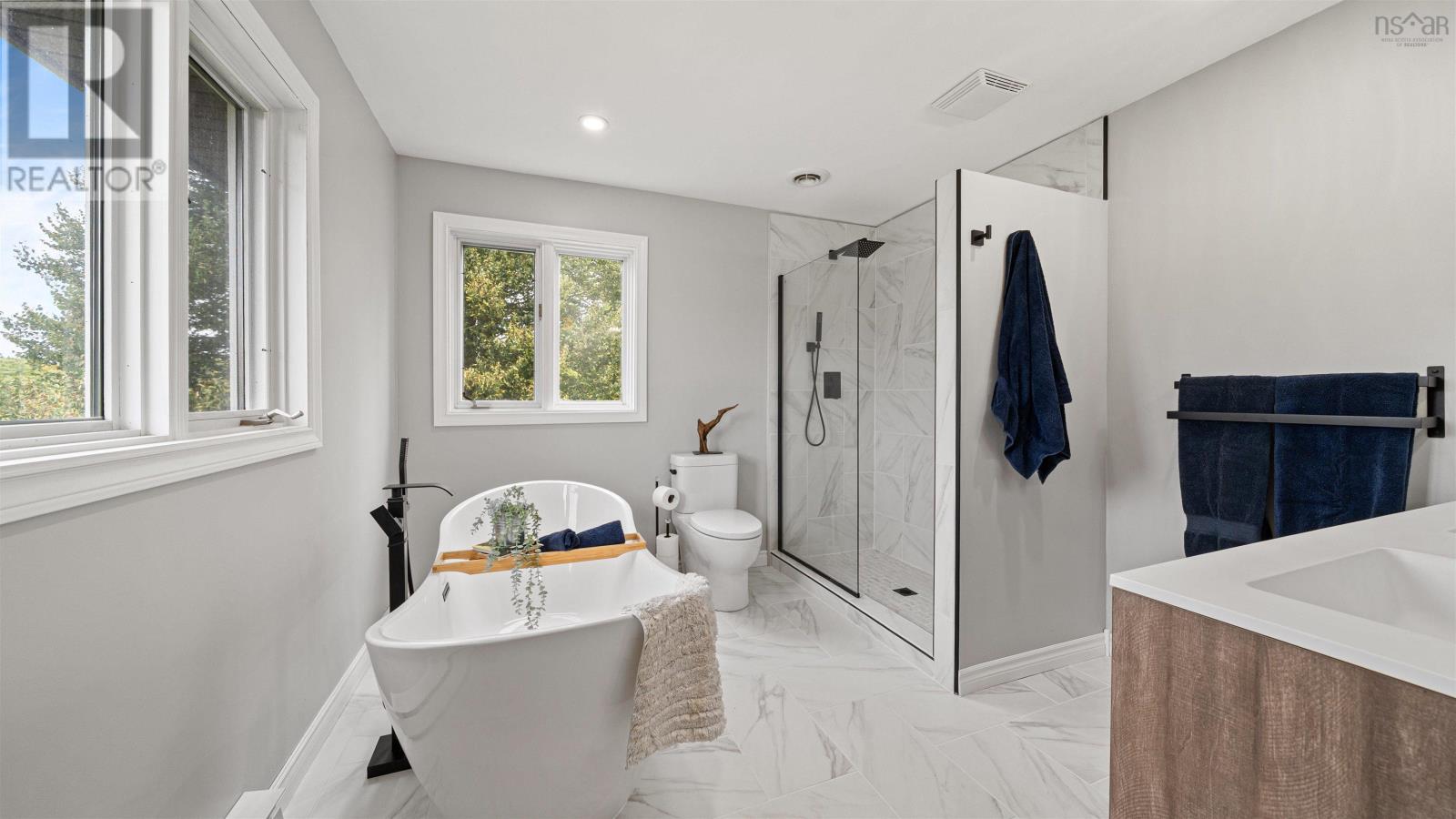 2571 St. Margaret's Bay Road, Timberlea, Nova Scotia  B3T 1H2 - Photo 6 - 202522901