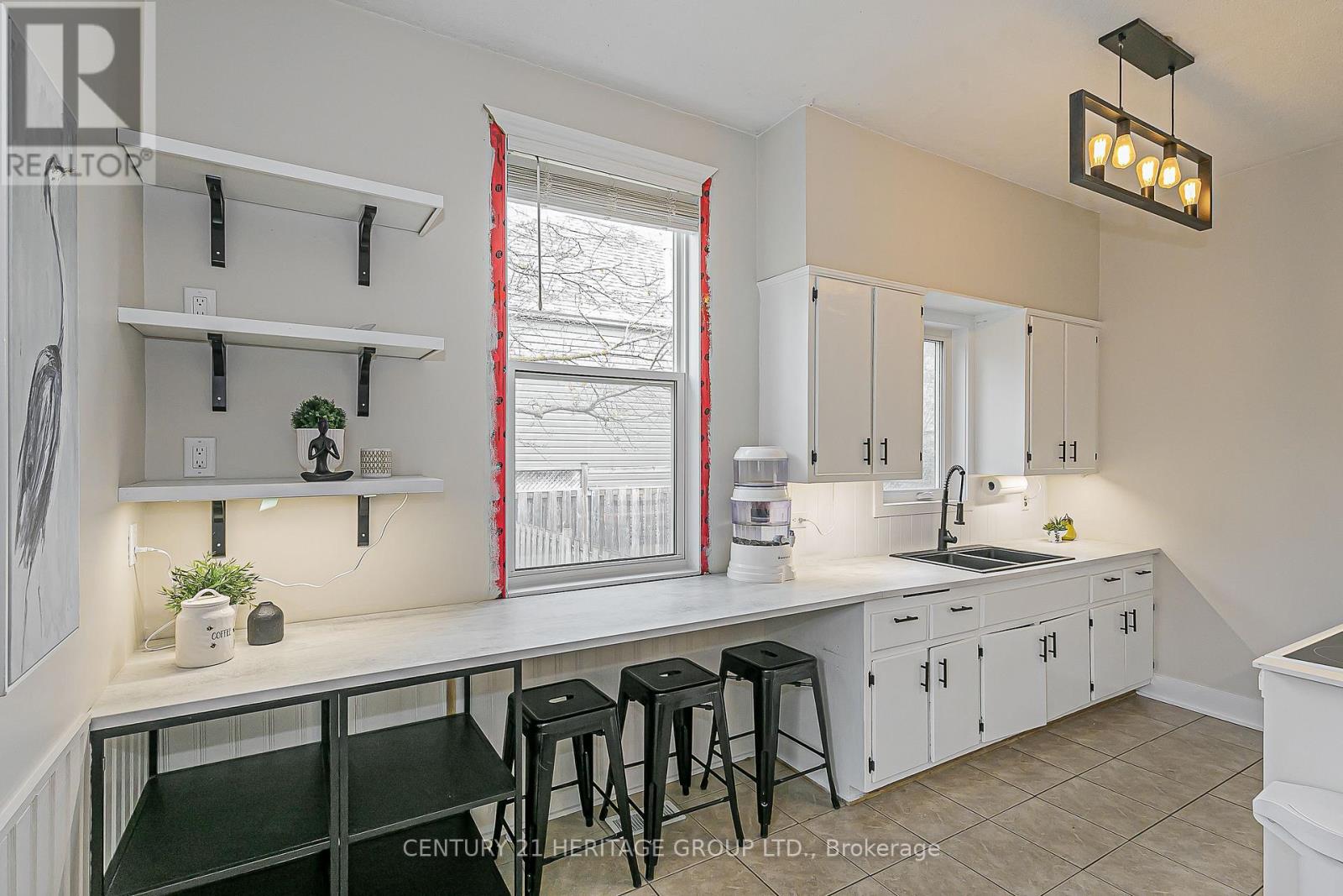 181 Muriel Street, Newmarket, Ontario  L3Y 3N1 - Photo 11 - N12467933