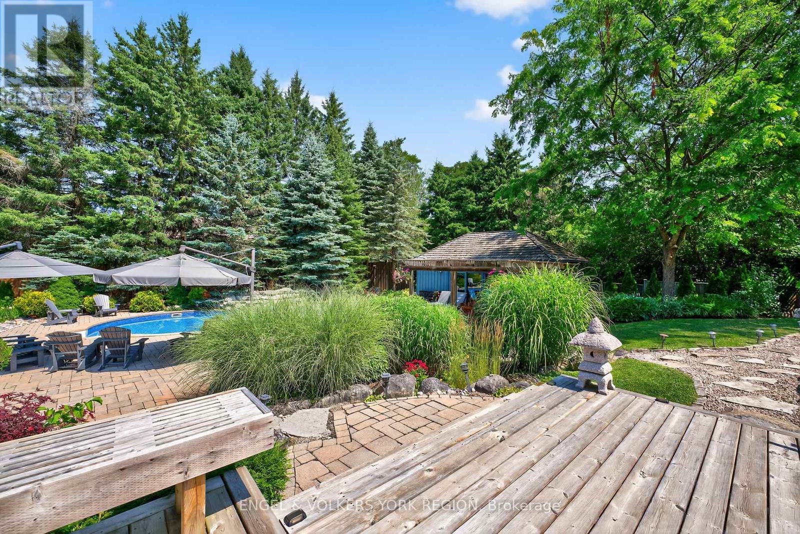 90 Dearbourne Avenue, King, Ontario  L7B 1A3 - Photo 27 - N12467937