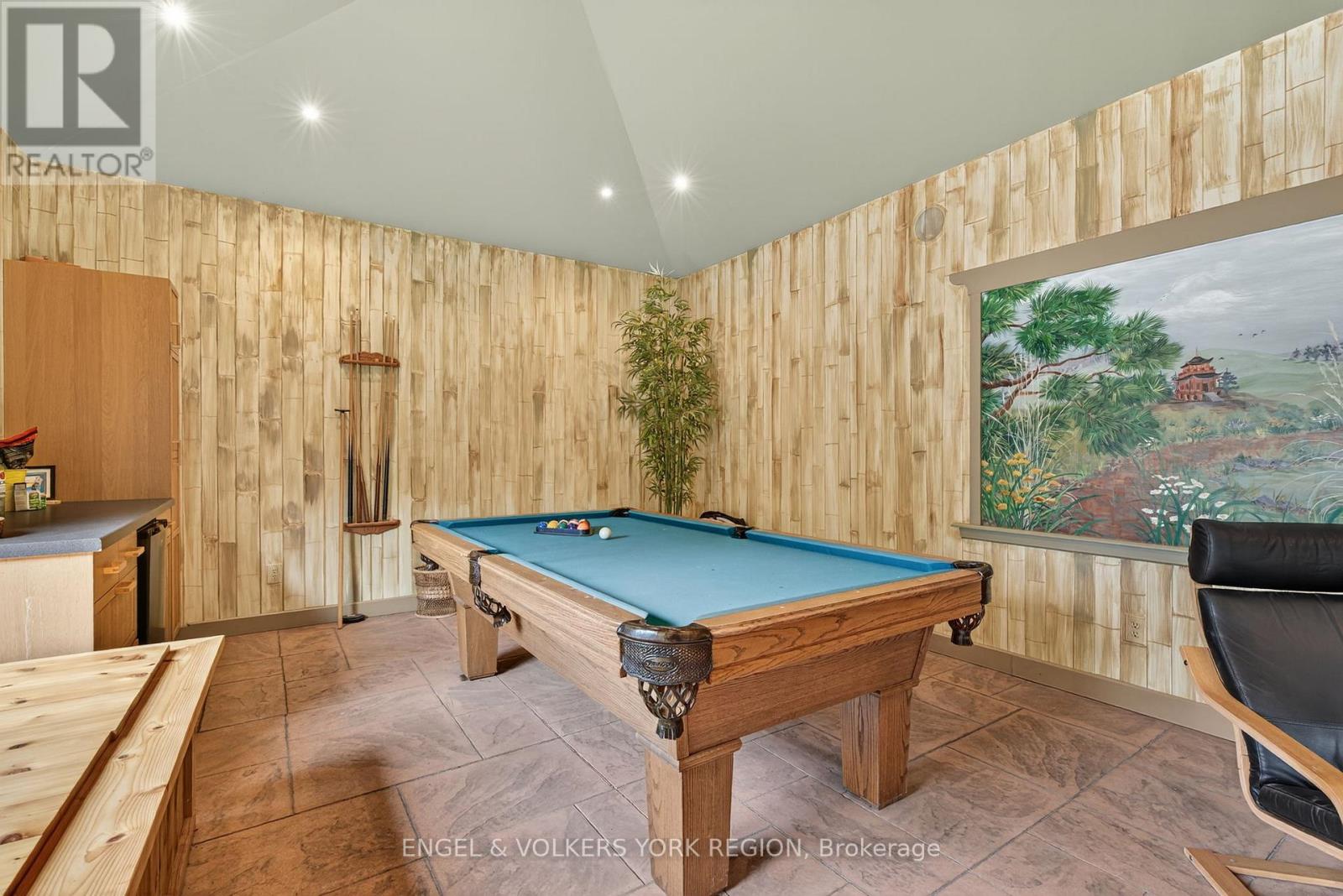 90 Dearbourne Avenue, King, Ontario  L7B 1A3 - Photo 31 - N12467937