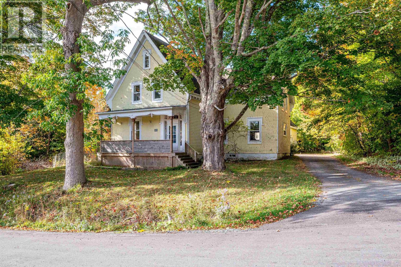 32 Etter Road, Newport, Nova Scotia  B0N 2A0 - Photo 2 - 202524965