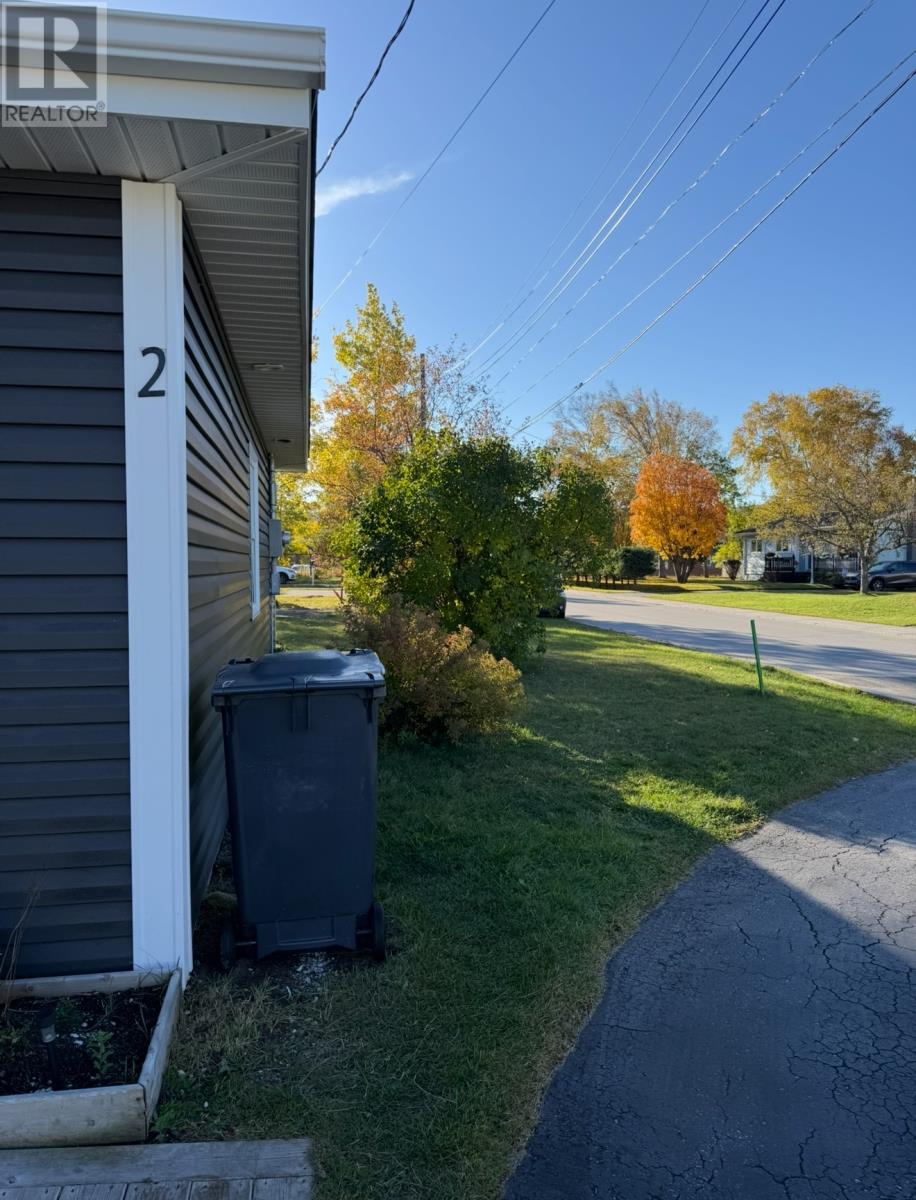 Photo 32