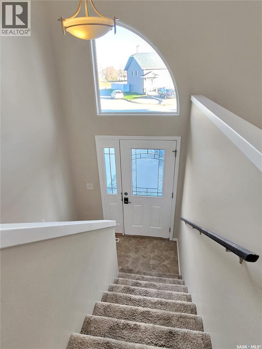 116 Guenther Crescent, Warman, Saskatchewan  S0K 4S1 - Photo 2 - SK021091
