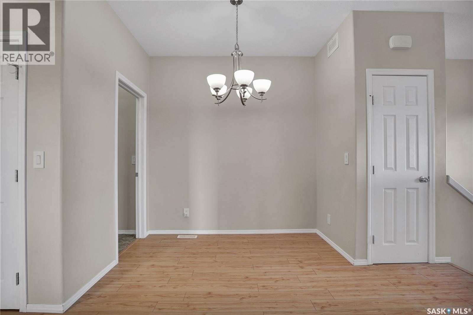 116 Guenther Crescent, Warman, Saskatchewan  S0K 4S1 - Photo 5 - SK021091