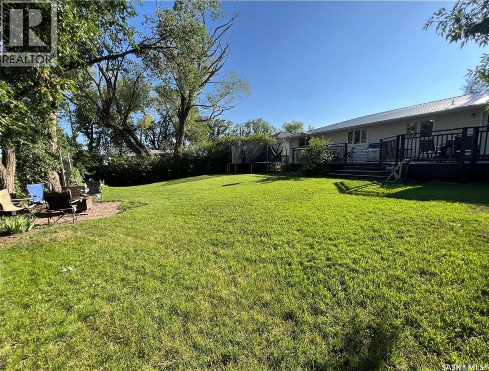 827 10th Avenue Ne, Swift Current, Saskatchewan  S9H 2T6 - Photo 26 - SK021082