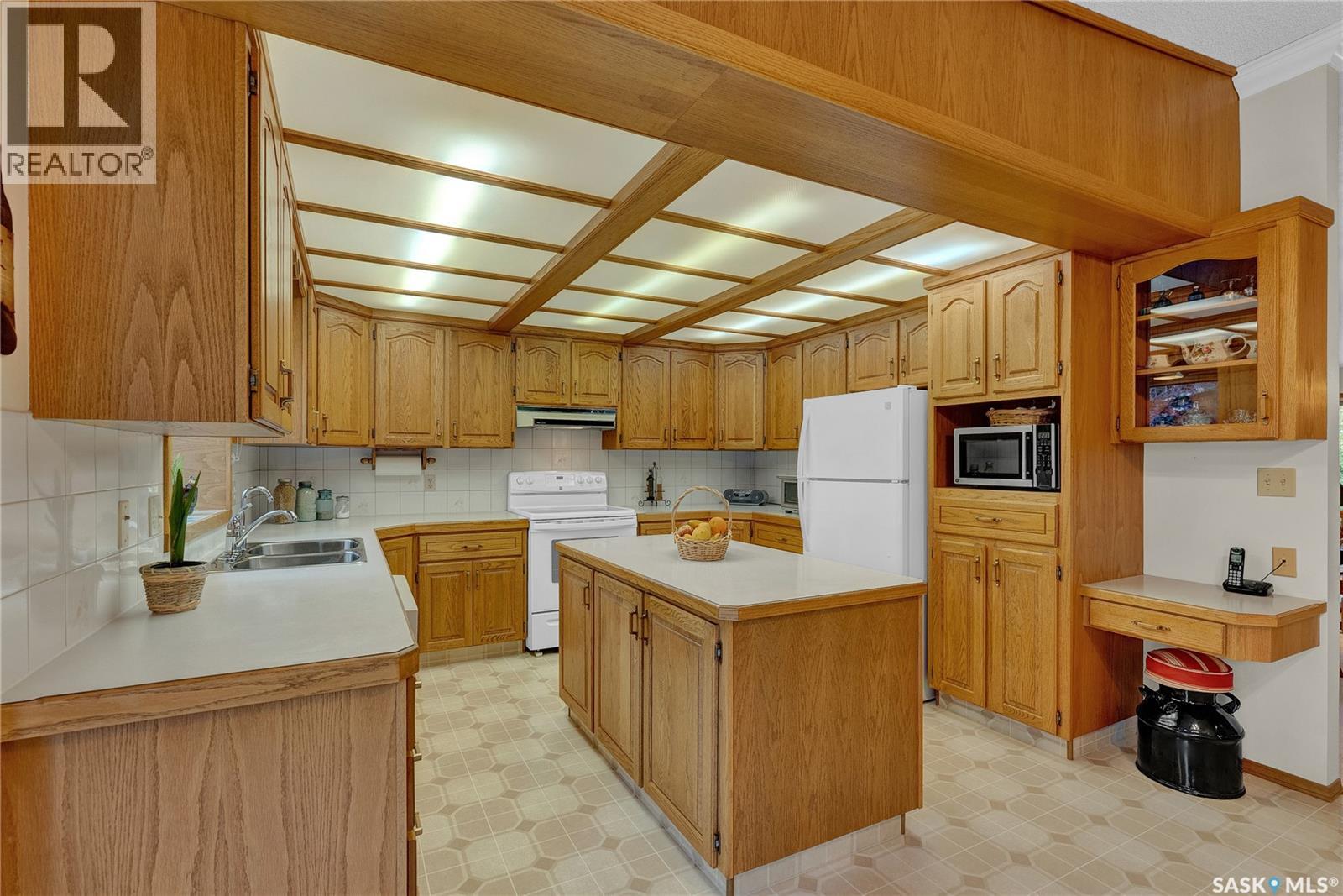 3207 Phaneuf Crescent E, Regina, Saskatchewan  S4V 1V2 - Photo 10 - SK021076