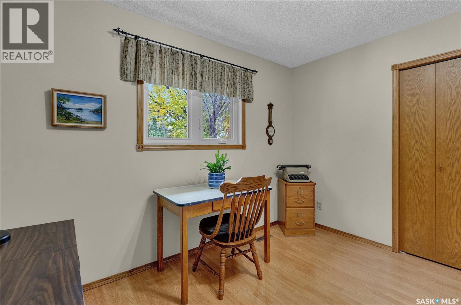 3207 Phaneuf Crescent E, Regina, Saskatchewan  S4V 1V2 - Photo 21 - SK021076