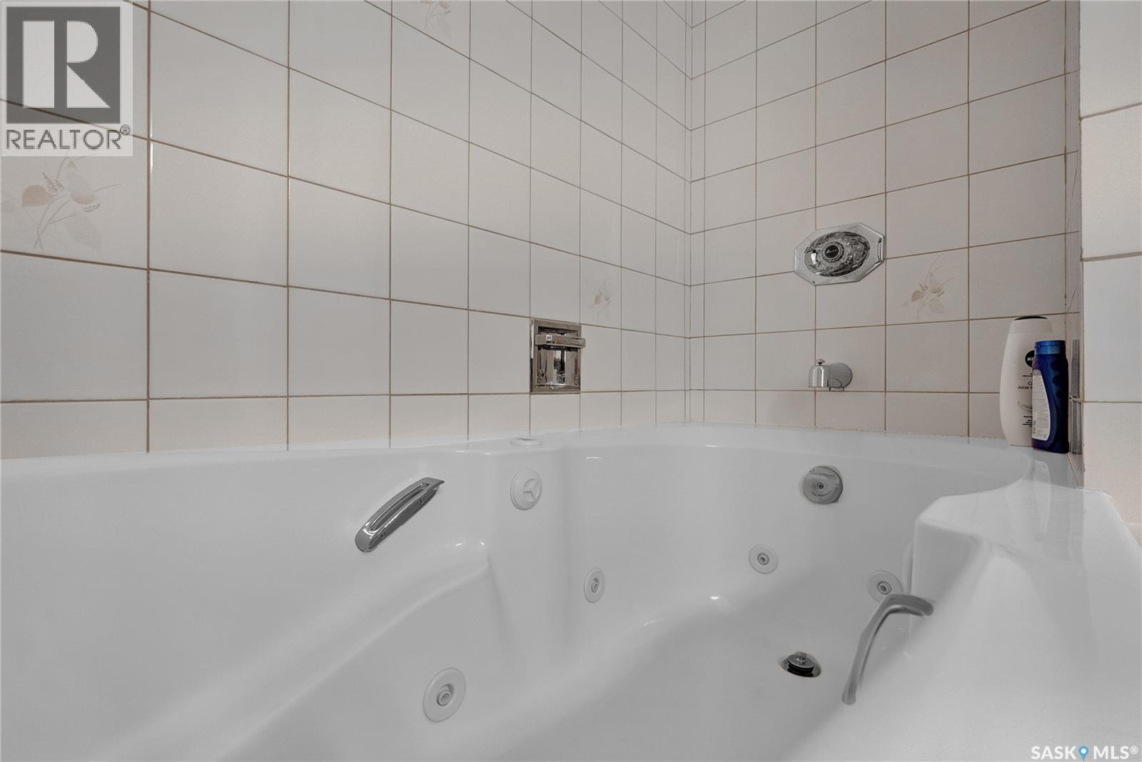 3207 Phaneuf Crescent E, Regina, Saskatchewan  S4V 1V2 - Photo 23 - SK021076