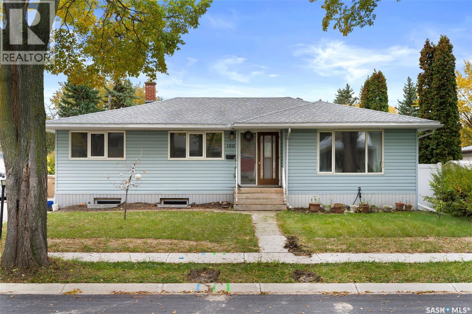 100 Knowles CRESCENT, Regina, Saskatchewan