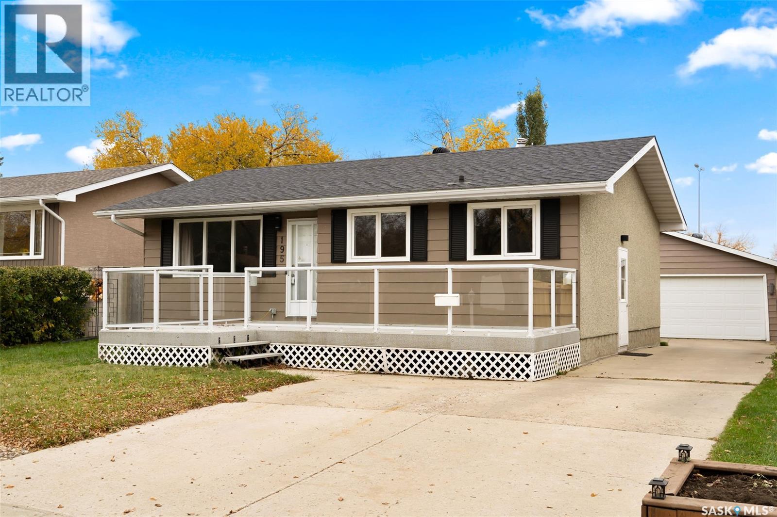 195 Markwell DRIVE, Regina, Saskatchewan