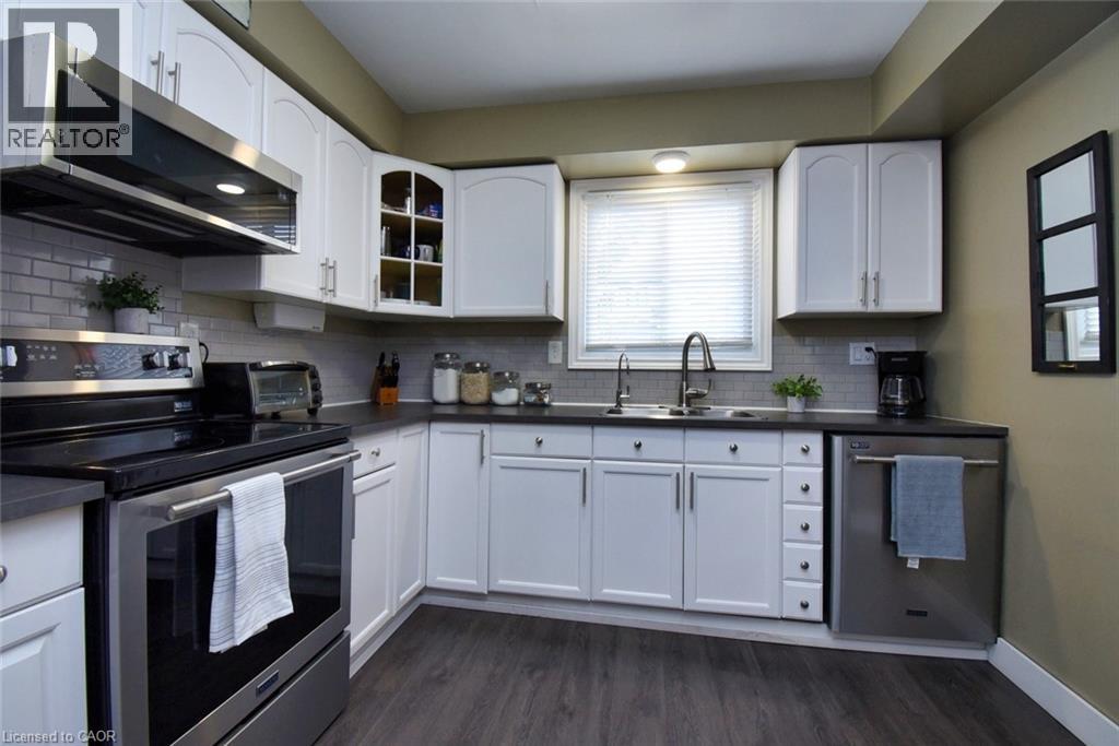 150 Gateshead Crescent Unit# 122, Stoney Creek, Ontario  L8G 4A7 - Photo 5 - 40779997