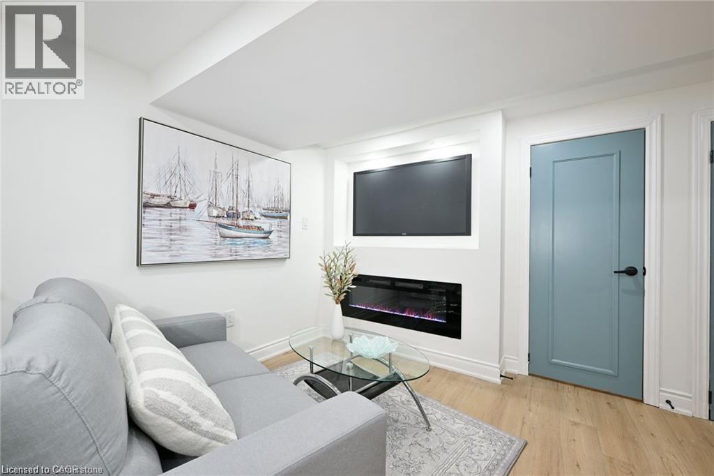213 East 28th Street Unit# Lower, Hamilton, Ontario  L8V 3H9 - Photo 6 - 40779877