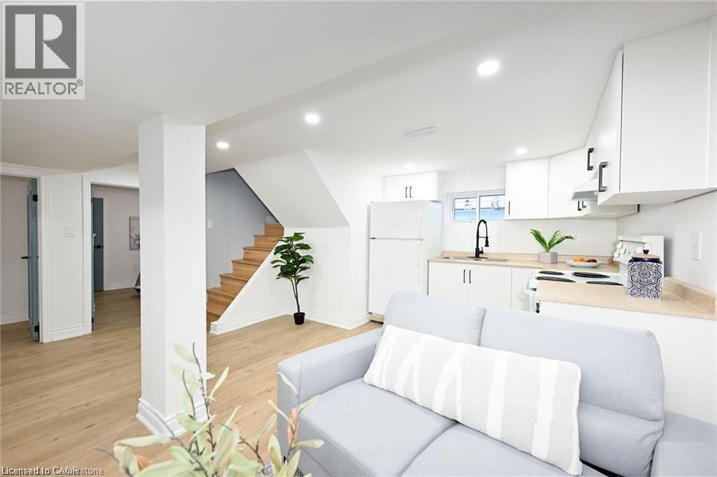 213 East 28th Street Unit# Lower, Hamilton, Ontario  L8V 3H9 - Photo 7 - 40779877