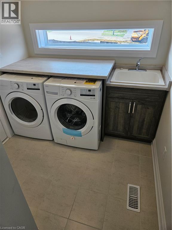 576 Balsam Poplar Street, Waterloo, Ontario  N2V 0H9 - Photo 14 - 40779867