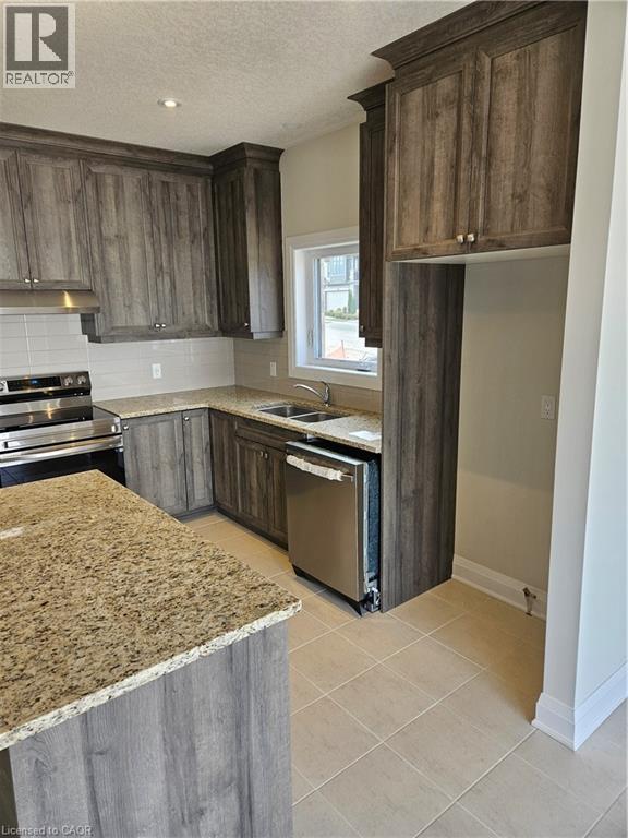 576 Balsam Poplar Street, Waterloo, Ontario  N2V 0H9 - Photo 6 - 40779867