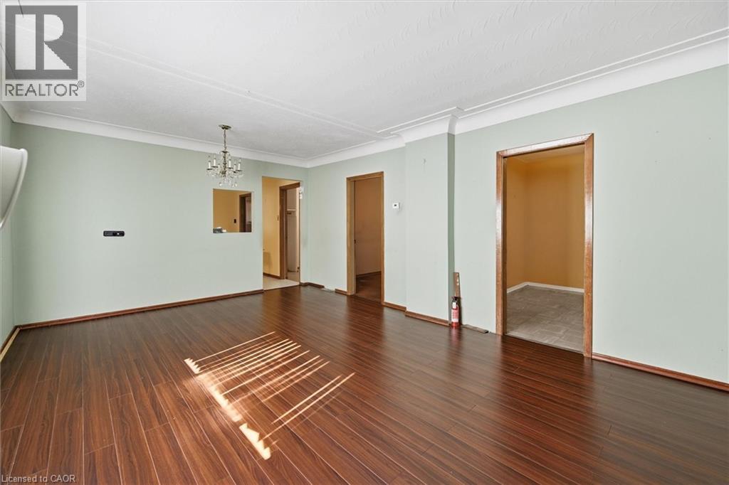 4741 First Avenue, Niagara Falls, Ontario  L2E 4G6 - Photo 10 - 40770932
