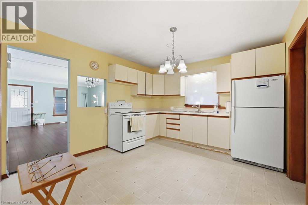 4741 First Avenue, Niagara Falls, Ontario  L2E 4G6 - Photo 15 - 40770932