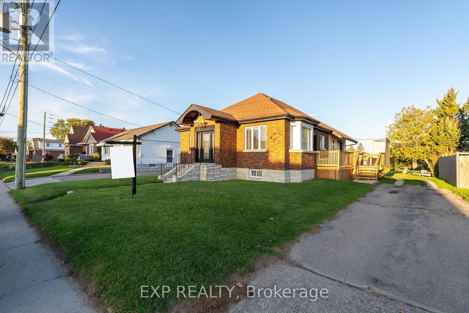 801 Ritson Road S, Oshawa, Ontario  L1H 5L3 - Photo 2 - E12468345