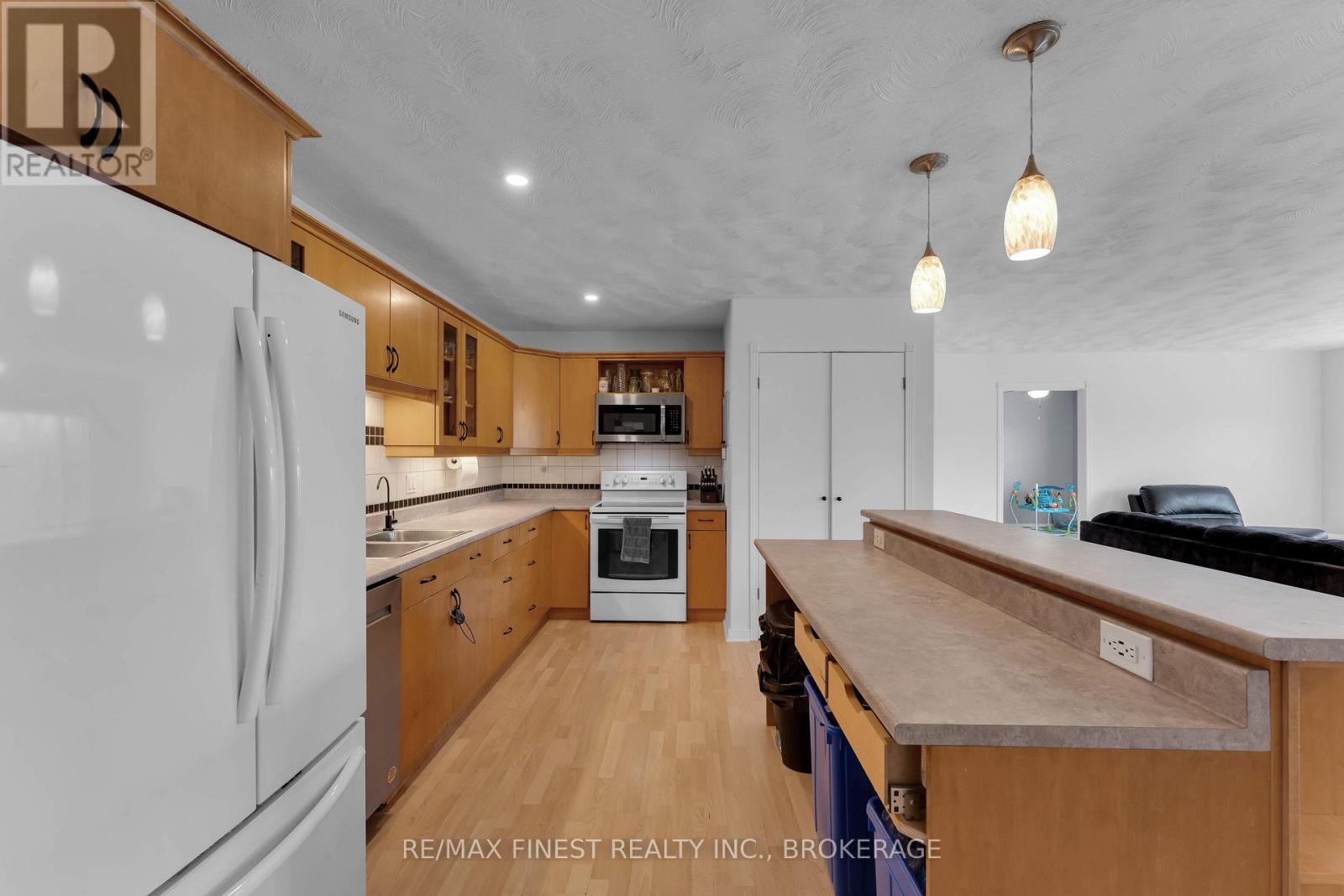 38 Ballahack Road, Stone Mills, Ontario  K0K 3G0 - Photo 7 - X12468204