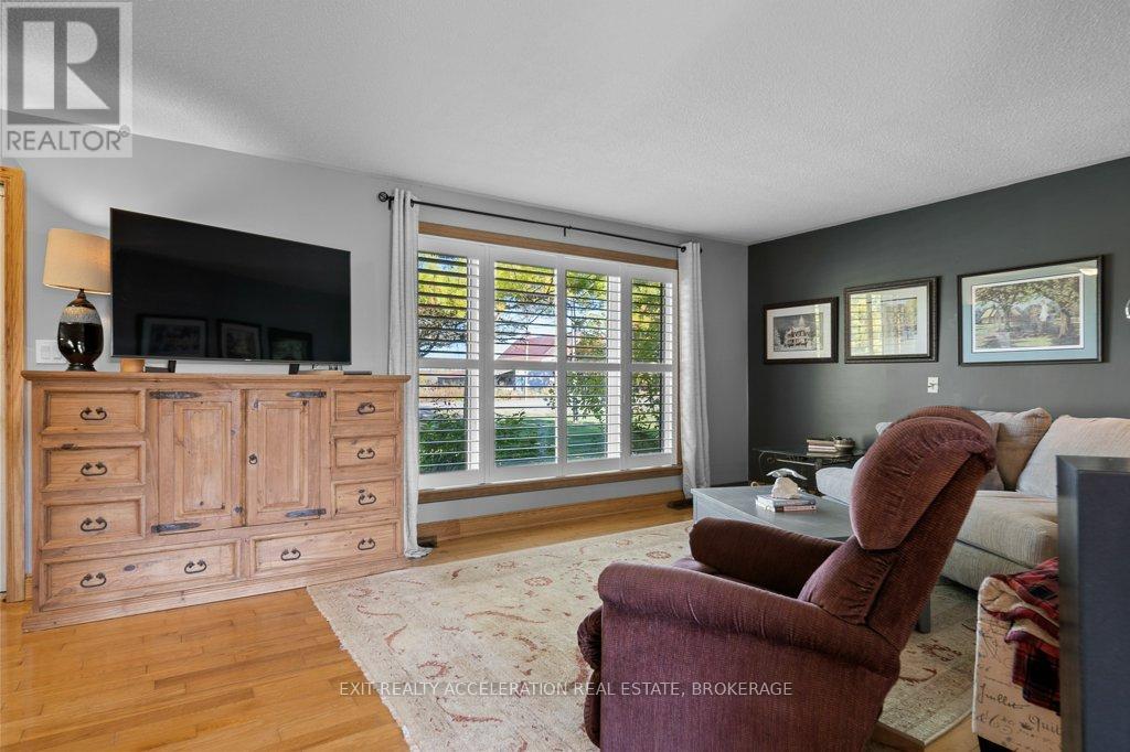 2346 County Road 22, Loyalist, Ontario  K0H 1G0 - Photo 22 - X12468315