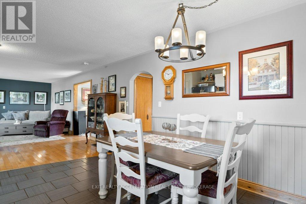 2346 County Road 22, Loyalist, Ontario  K0H 1G0 - Photo 7 - X12468315