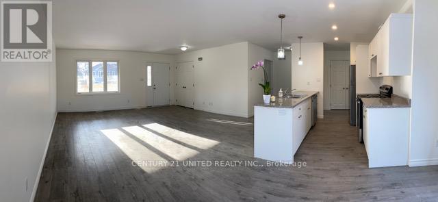 10 William Street, Selwyn, Ontario  K0L 2H0 - Photo 7 - X12468278