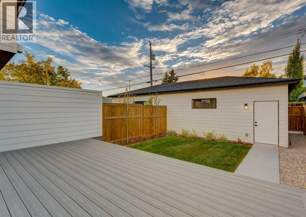 2231 35 Street Sw, Calgary, Alberta  T3E 2X7 - Photo 45 - A2264014