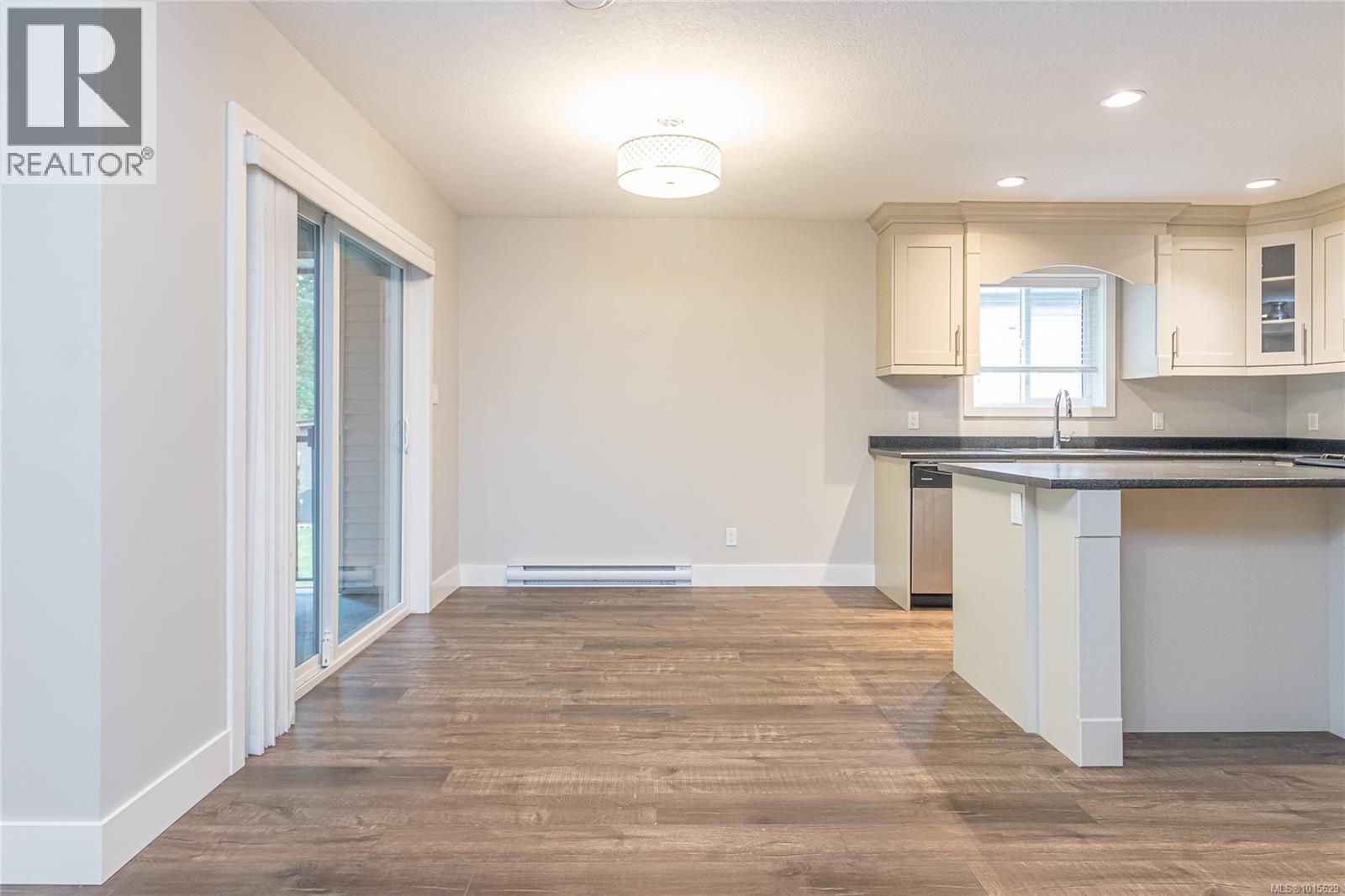 561 Marisa St, Nanaimo, British Columbia  V9R 0H5 - Photo 11 - 1015629
