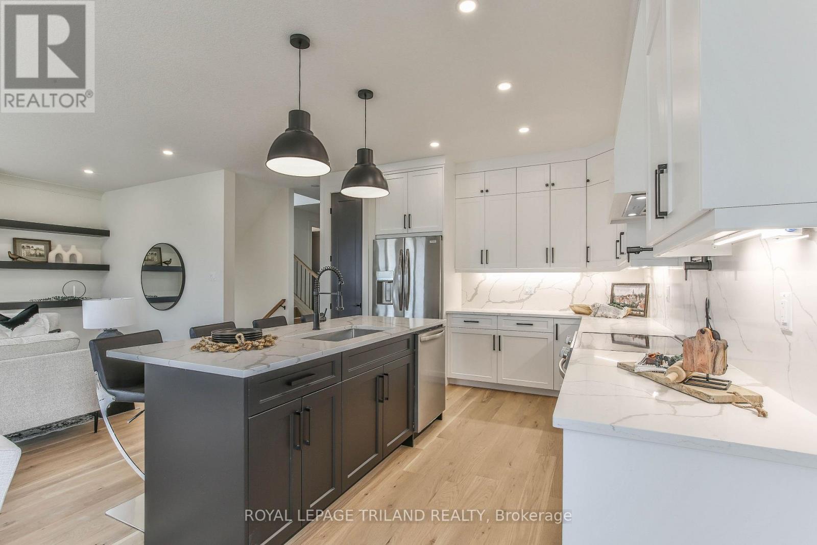 4049 Big Leaf Trail, London South, Ontario  N6P 0K2 - Photo 4 - X12468304
