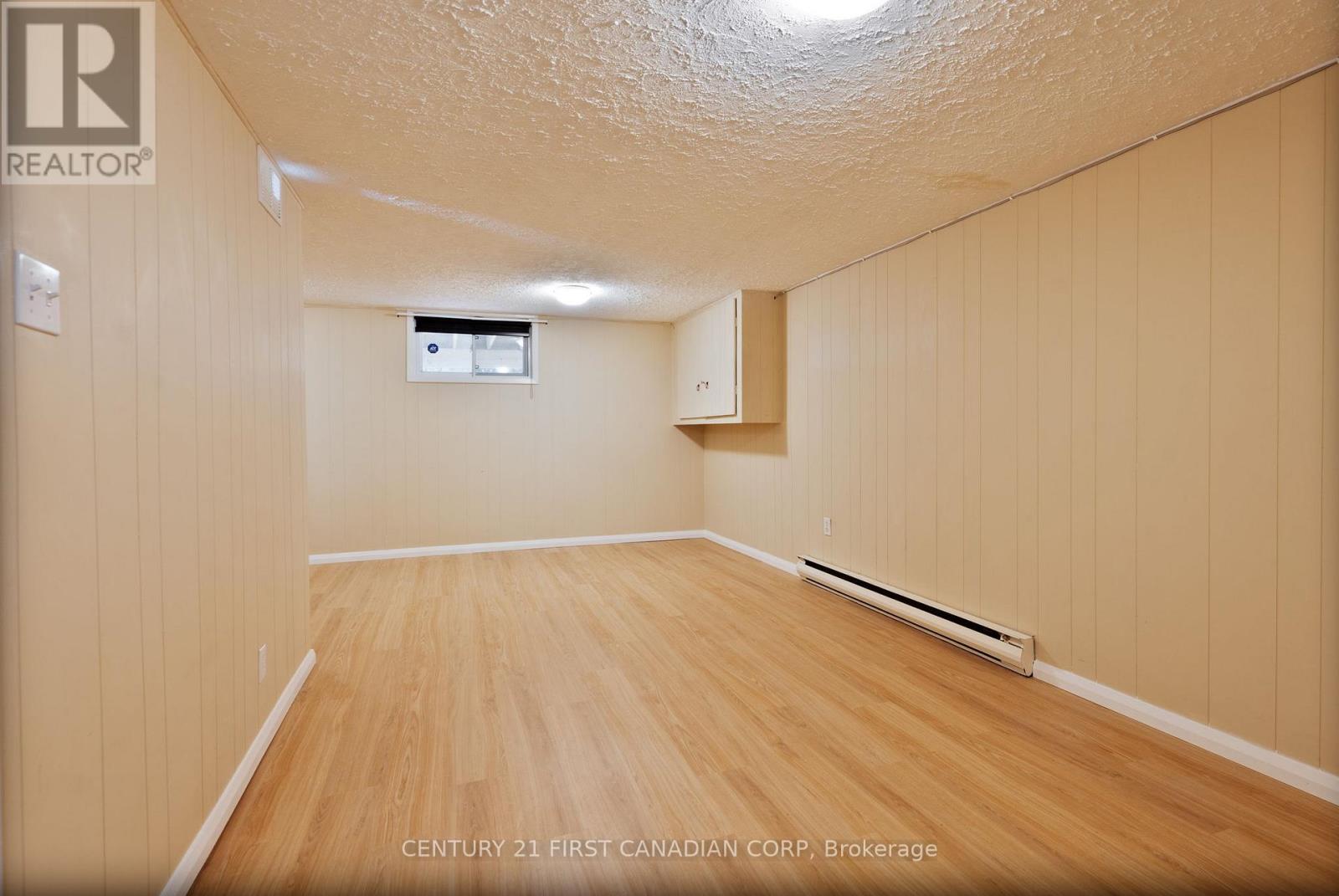 176 Gardenwood Drive, London South, Ontario  N6J 3Z9 - Photo 14 - X12468305