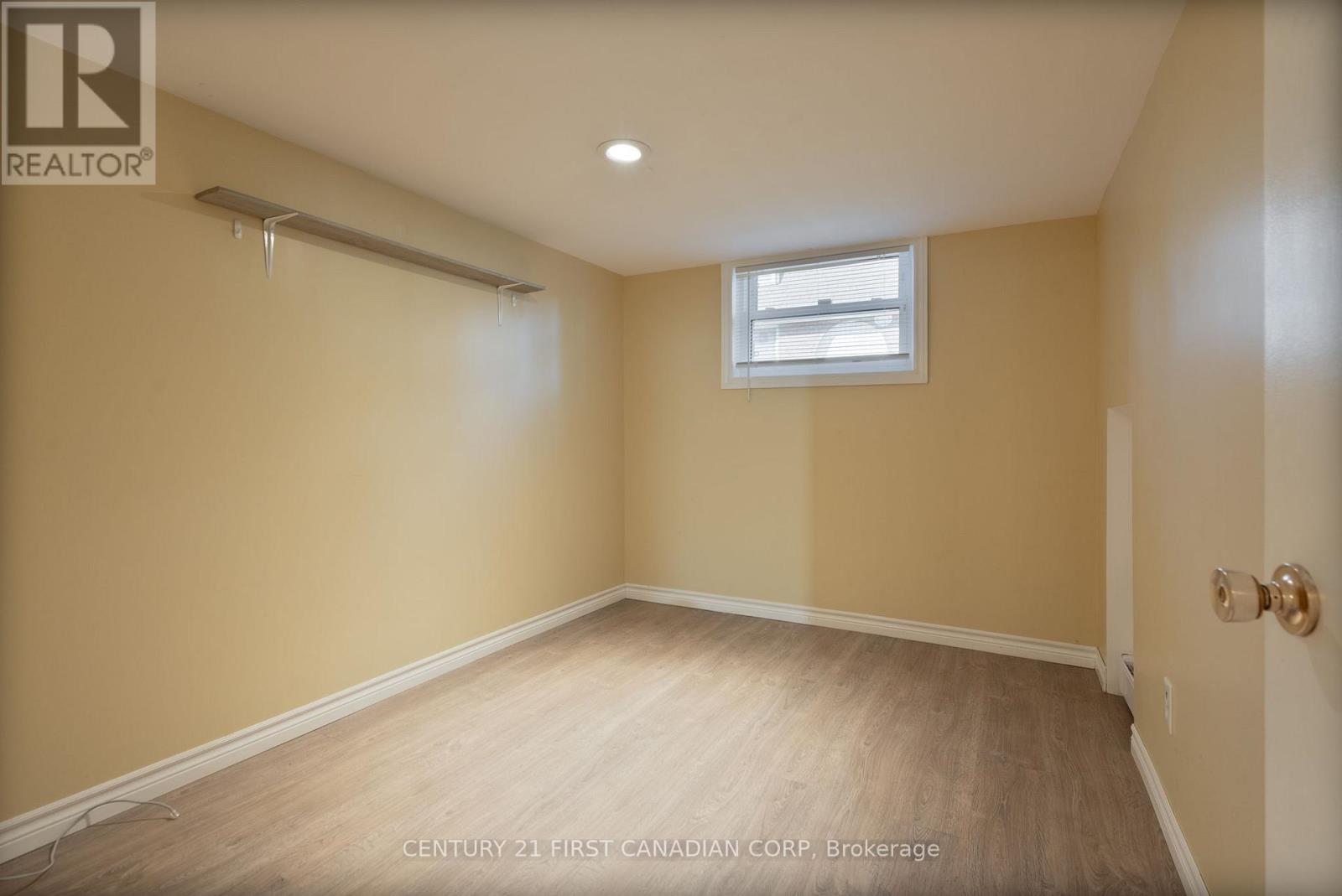 176 Gardenwood Drive, London South, Ontario  N6J 3Z9 - Photo 18 - X12468305