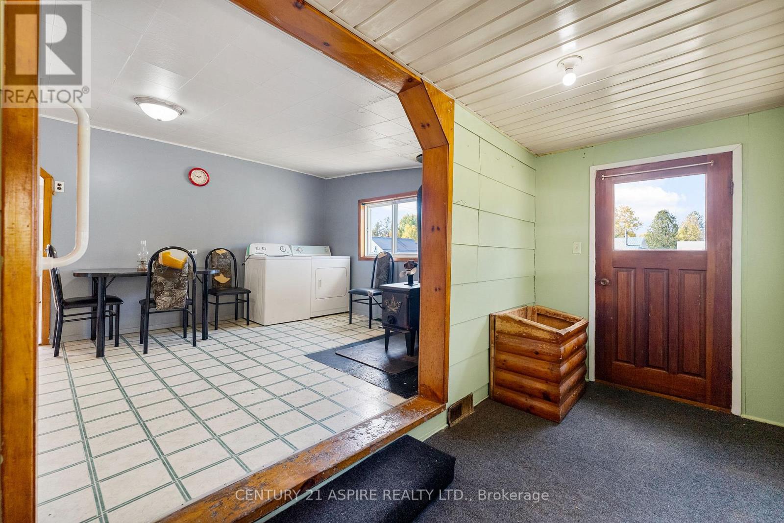 22 Zilney Street, Madawaska Valley, Ontario  K0J 1B0 - Photo 18 - X12468333