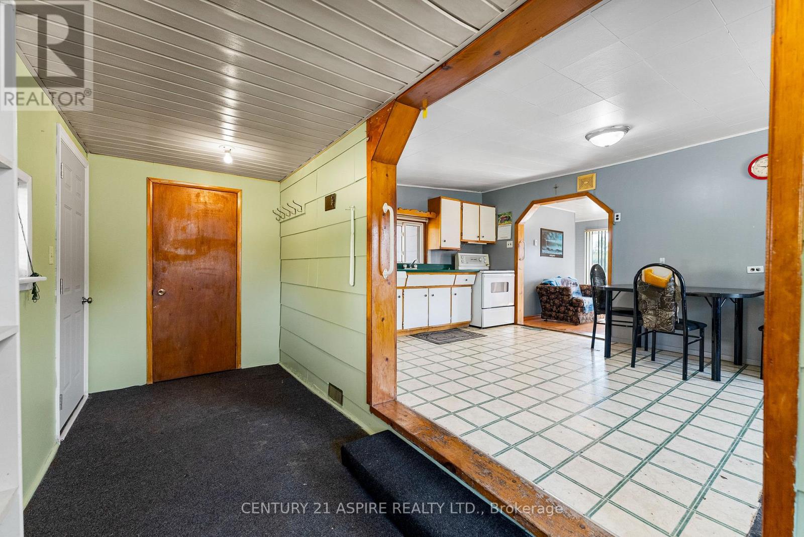 22 Zilney Street, Madawaska Valley, Ontario  K0J 1B0 - Photo 19 - X12468333