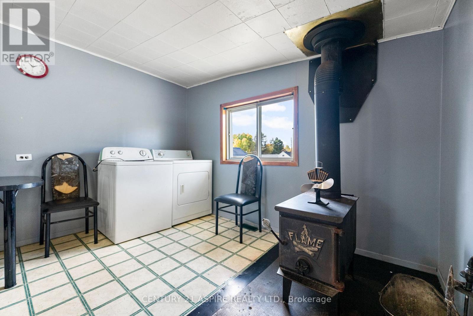 22 Zilney Street, Madawaska Valley, Ontario  K0J 1B0 - Photo 20 - X12468333