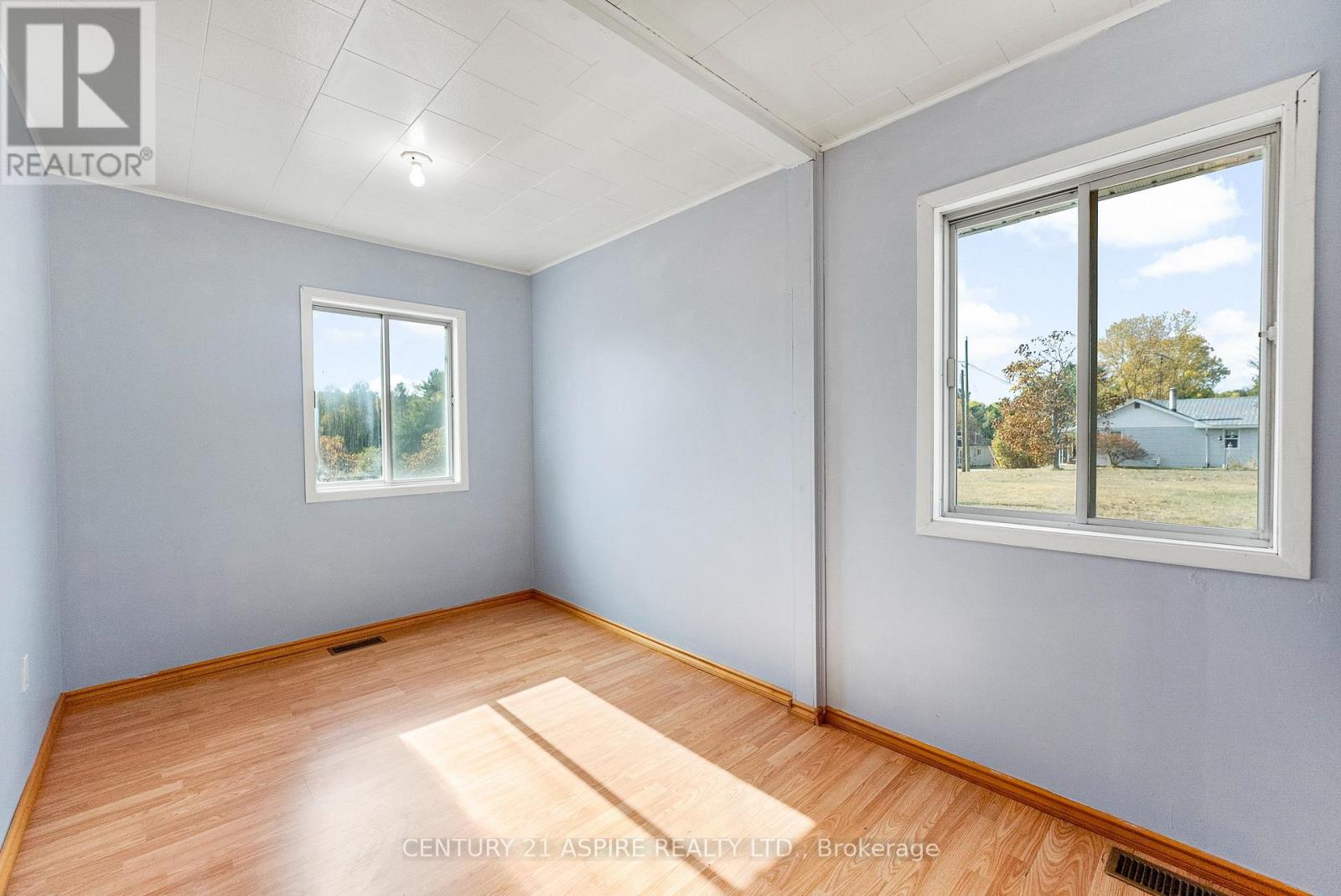 22 Zilney Street, Madawaska Valley, Ontario  K0J 1B0 - Photo 22 - X12468333