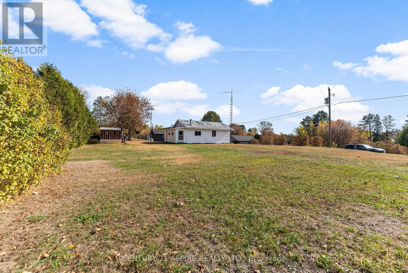 22 Zilney Street, Madawaska Valley, Ontario  K0J 1B0 - Photo 33 - X12468333