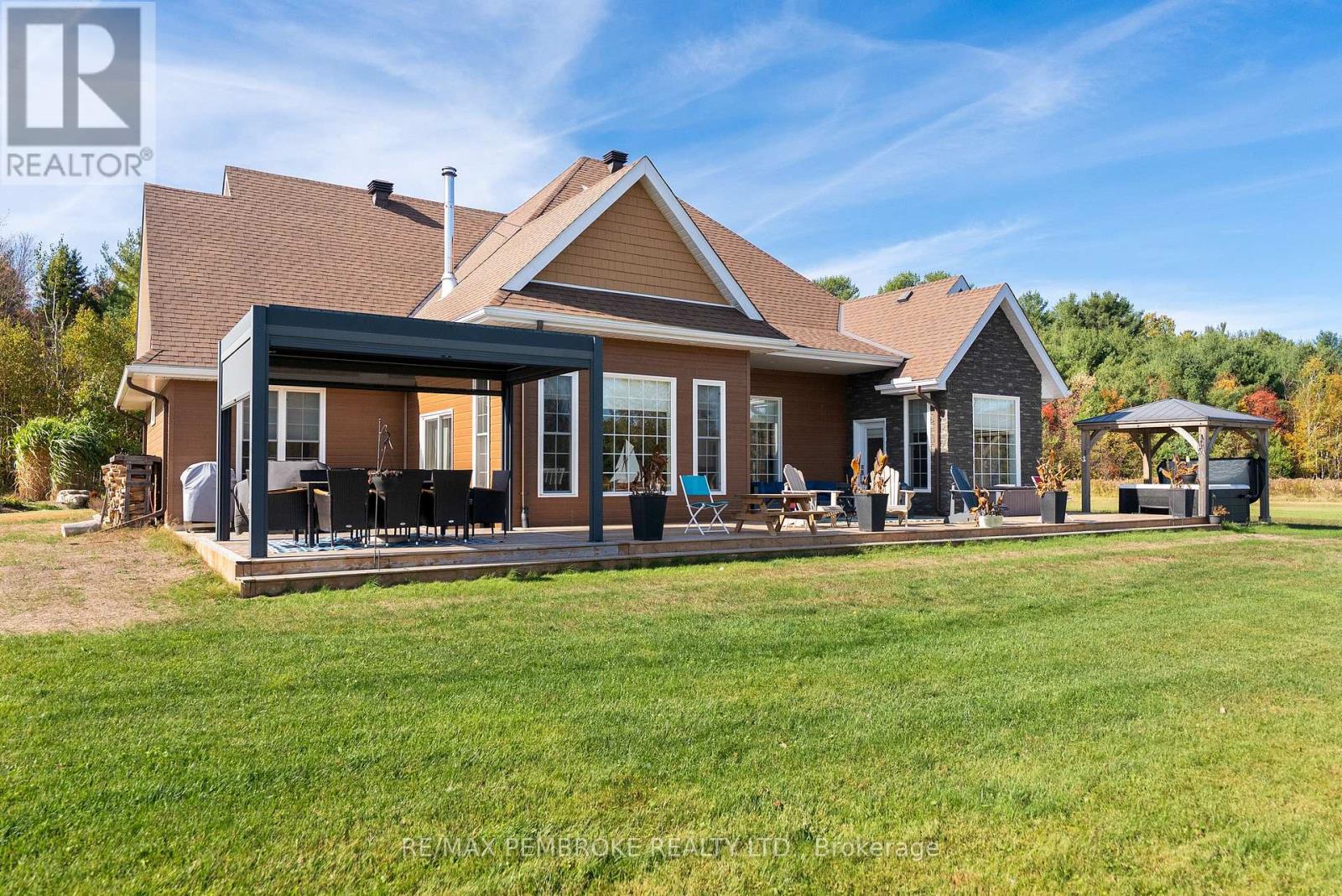 43 Green Gate Lane, North Algona Wilberforce, Ontario  K0J 1X0 - Photo 39 - X12468341