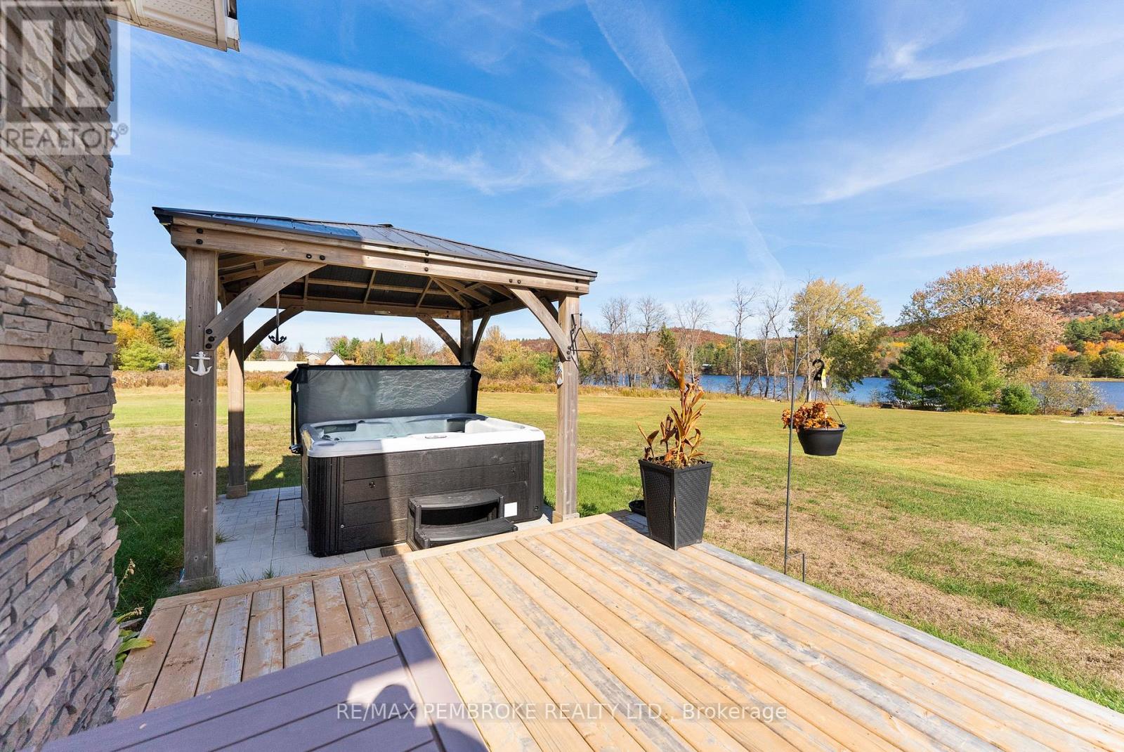 43 Green Gate Lane, North Algona Wilberforce, Ontario  K0J 1X0 - Photo 43 - X12468341